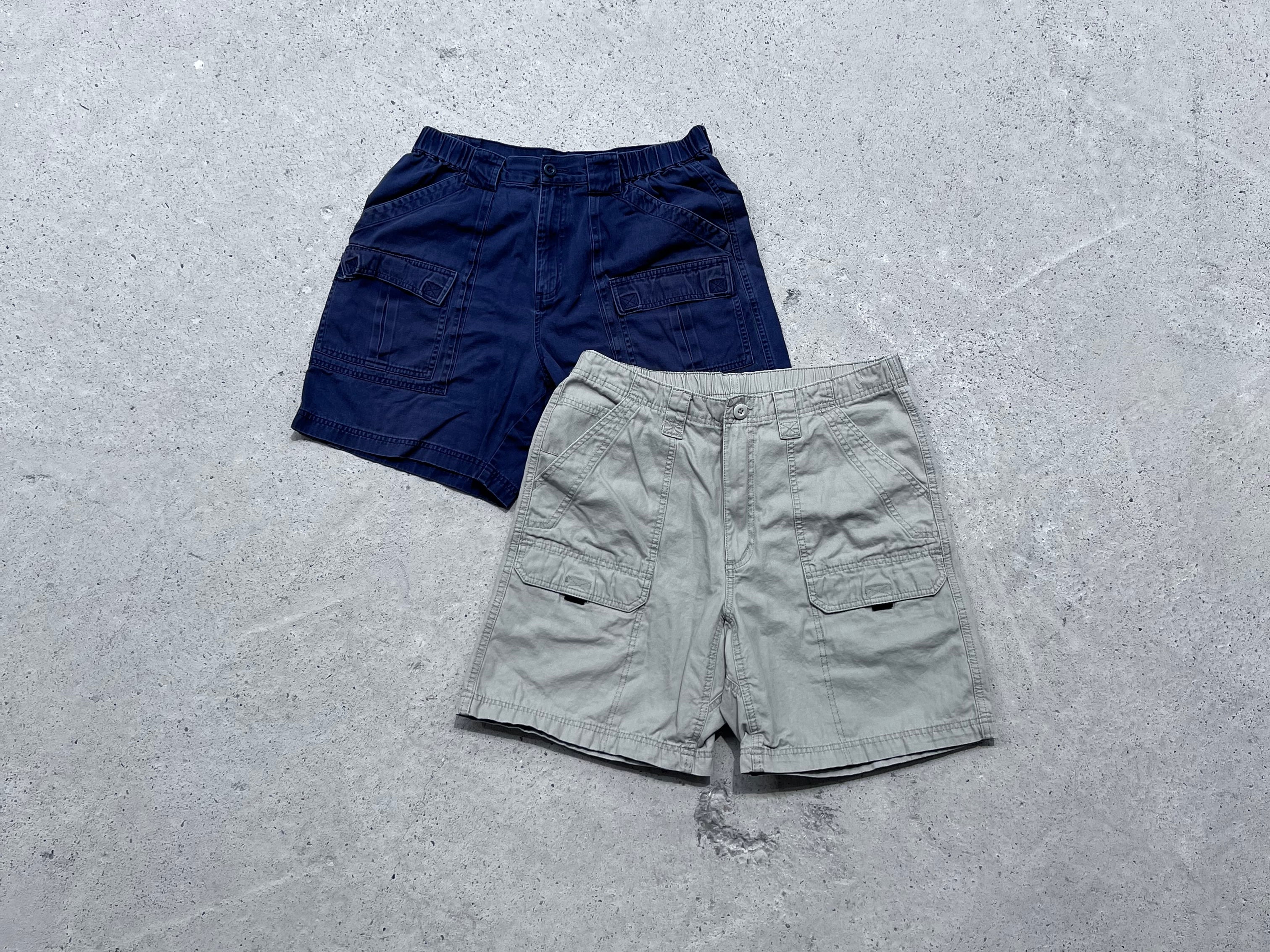 Unbranded Cargo Shorts - Image 4