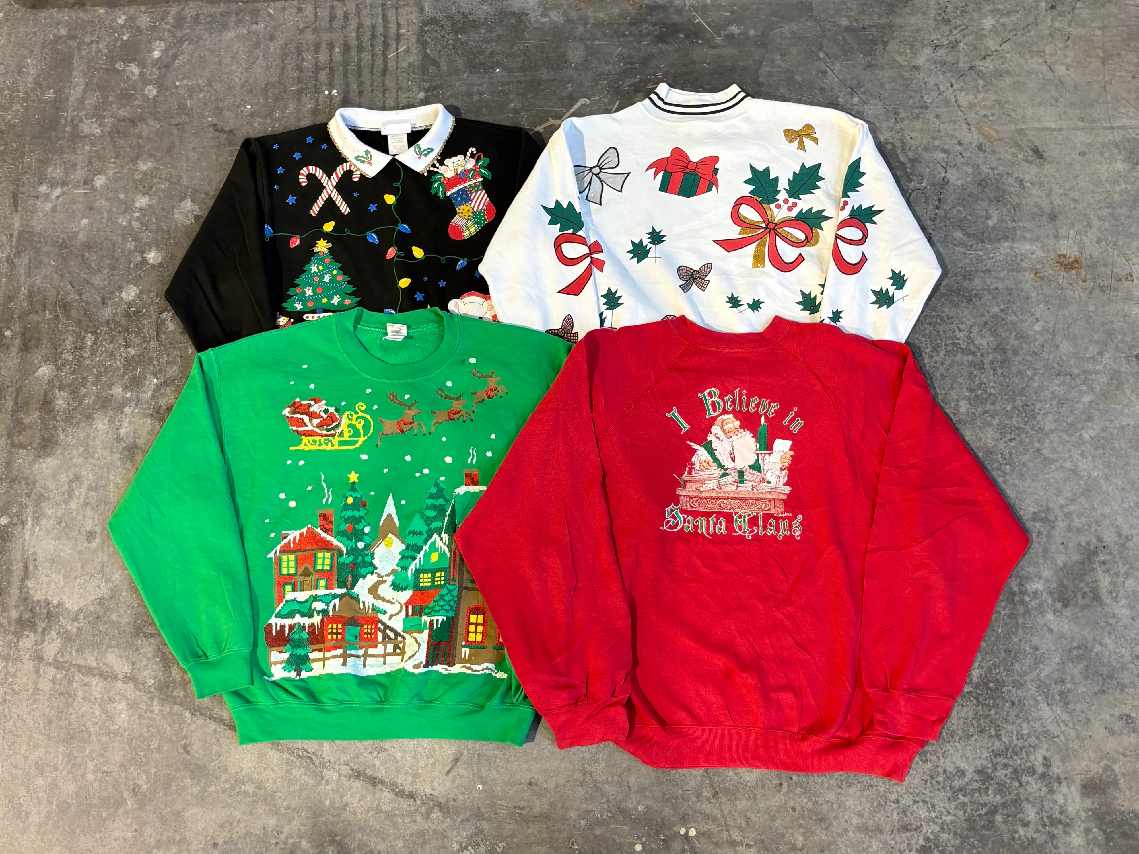 Vintage Christmas Sweatshirts - Image 5