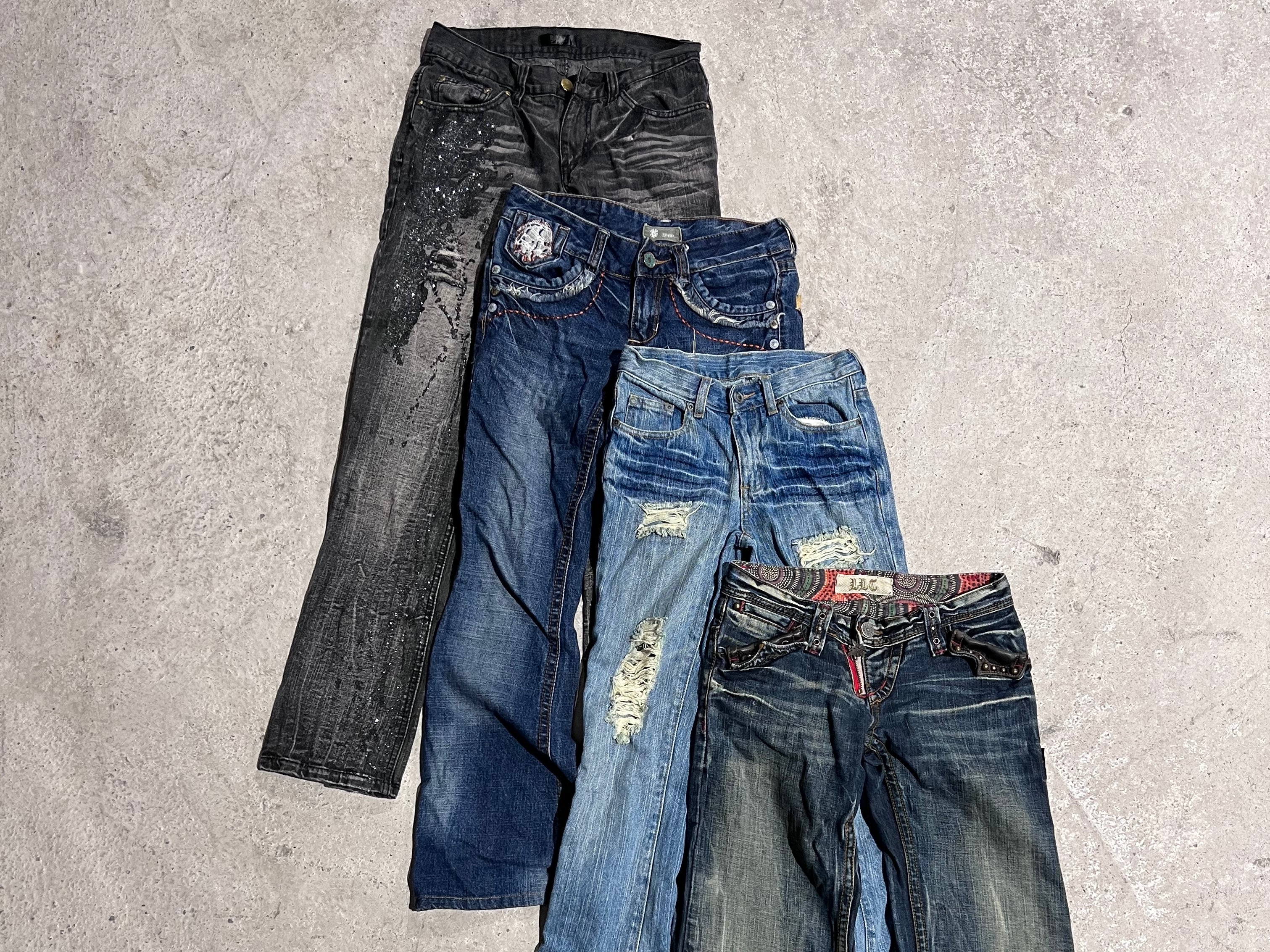 Y2K Low Waist Jeans - Image 4