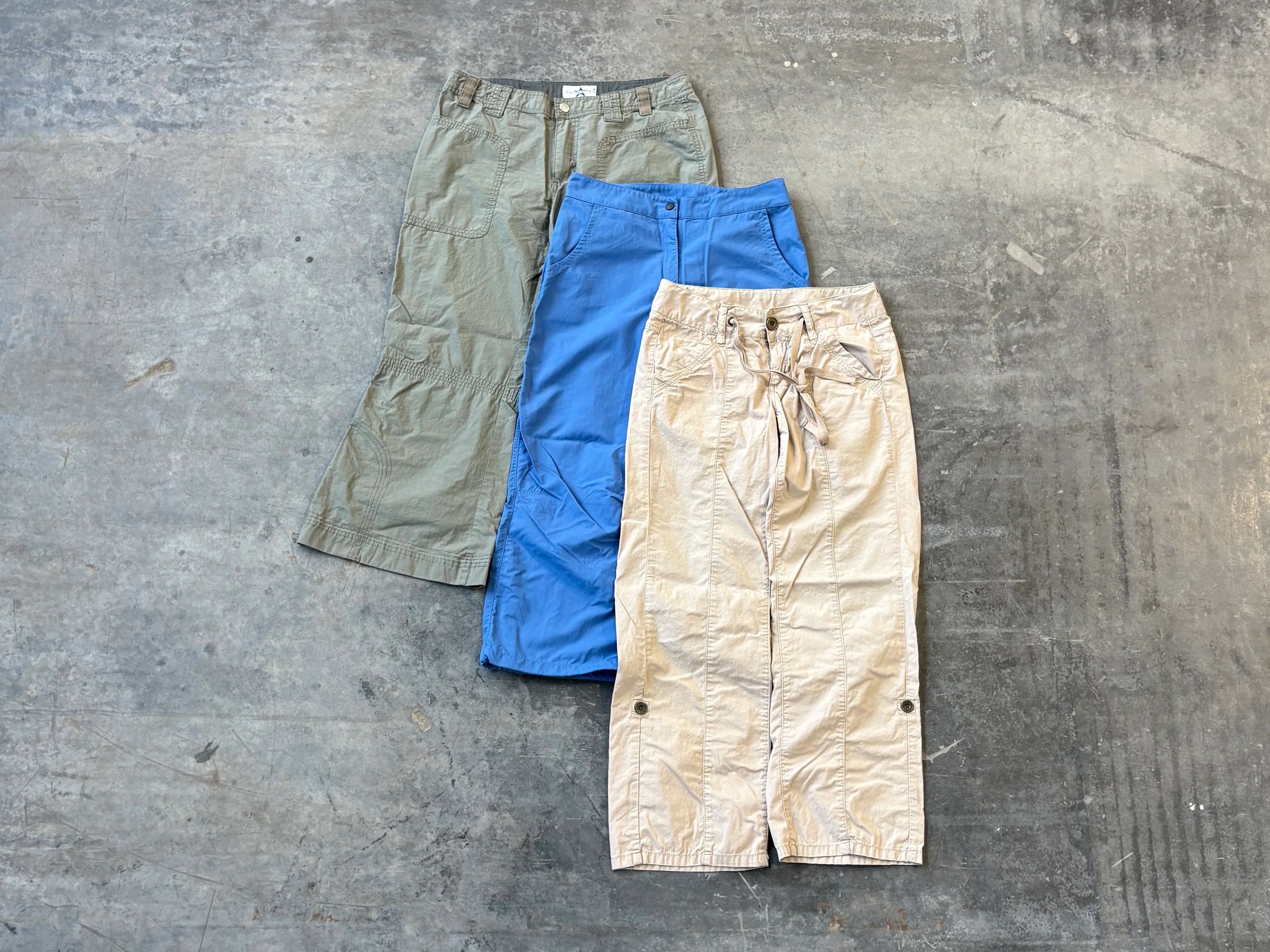 Y2K Style 3/4 Shorts - Image 3